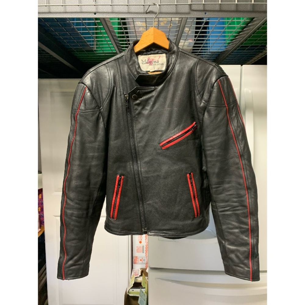 VINTAGE 1992 WILSON LEATHER MOTORCYCLE JACKET